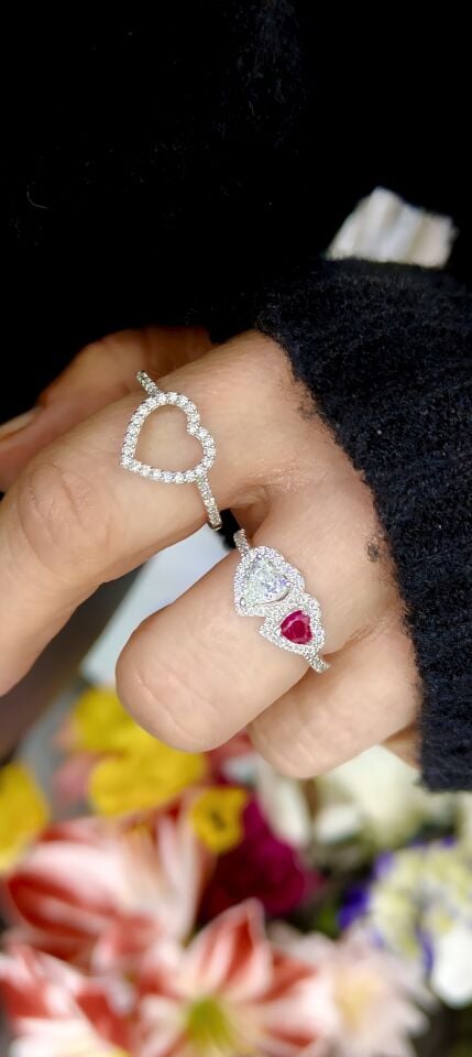 Kalp Ruby li Yüzük
