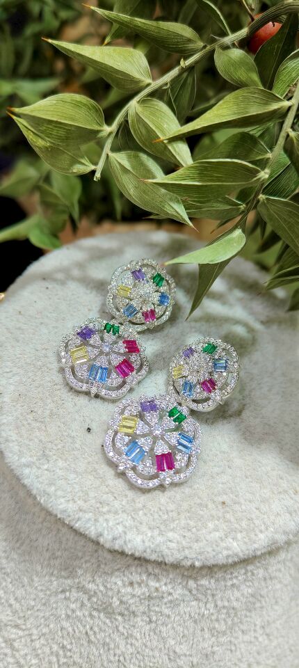 Renkli Bagetli Küpe