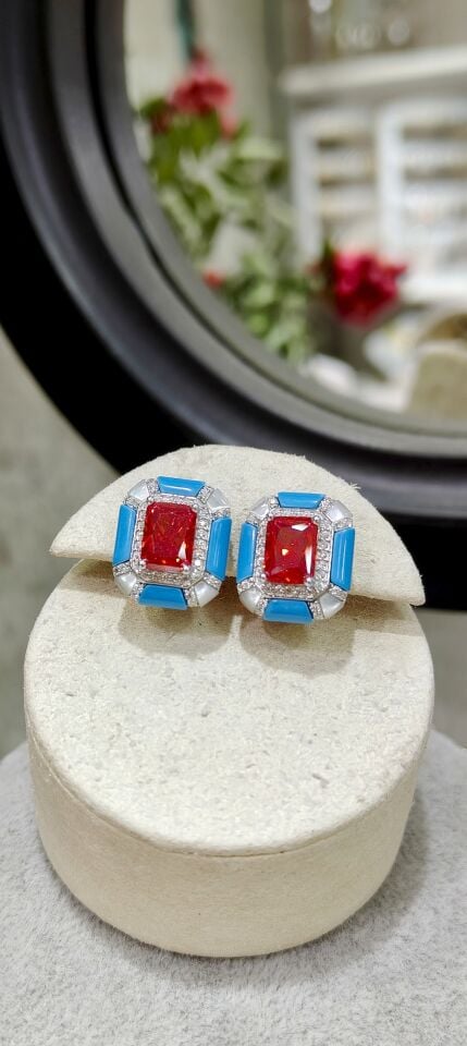 Mineli Küpe Ruby Beyaz