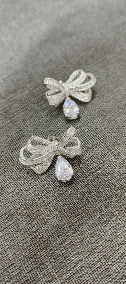 Fiyonk Küpe Damla Taşlı