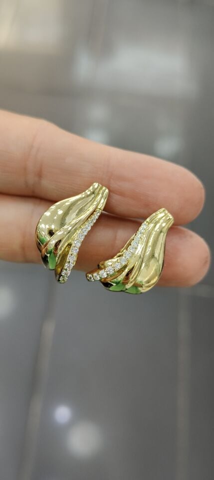 İstridye Taşlı Küpe