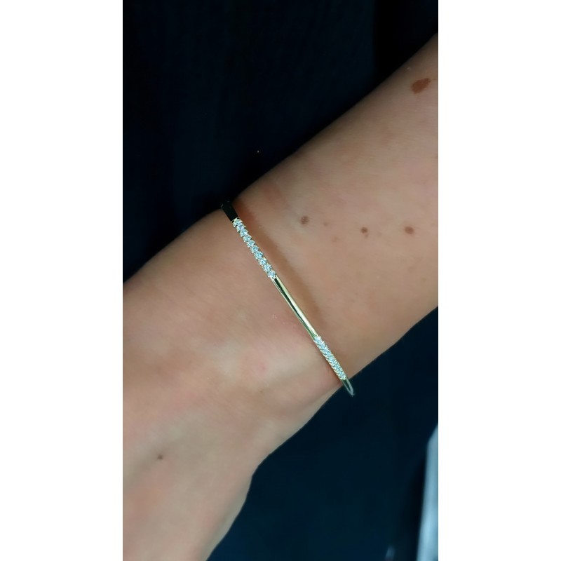 İnce Spor Şık Kelepçe