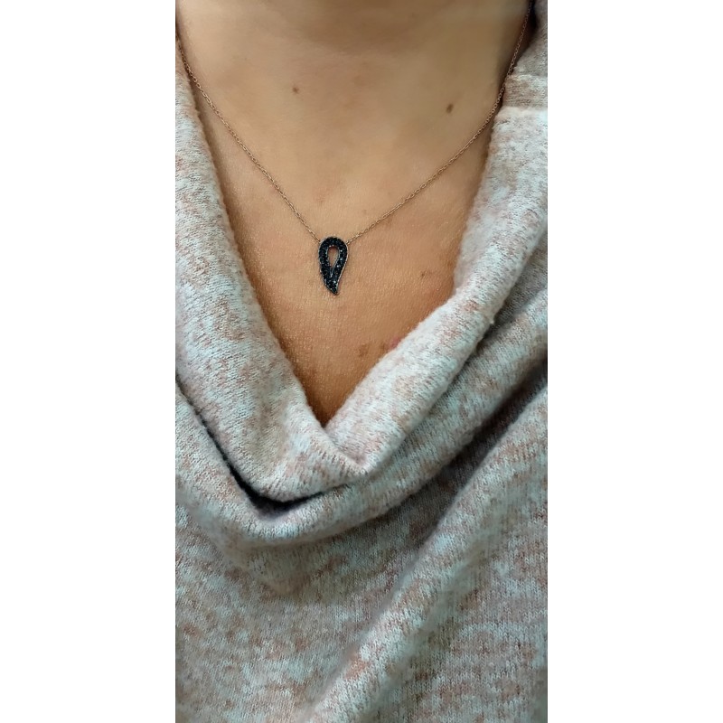 KANAT KOLYE SİYAH TAŞLI 